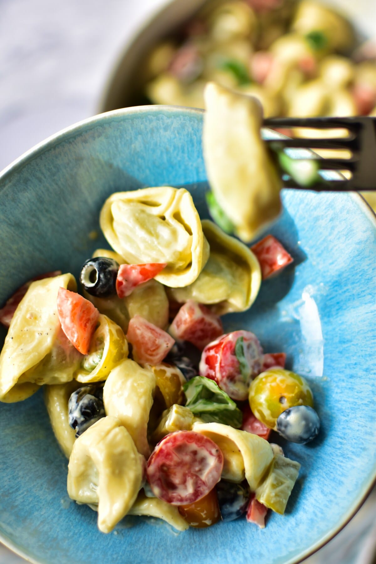 Tortellini Salat Mit Joghurt Ein Sommerliches Genuss Rezept