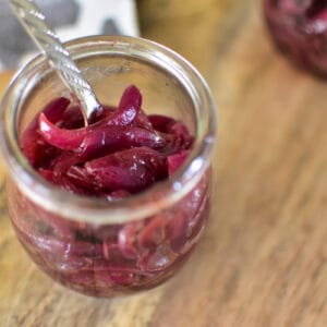 Einfachstes Rezept Balsamico Zwiebeln Rotwein
