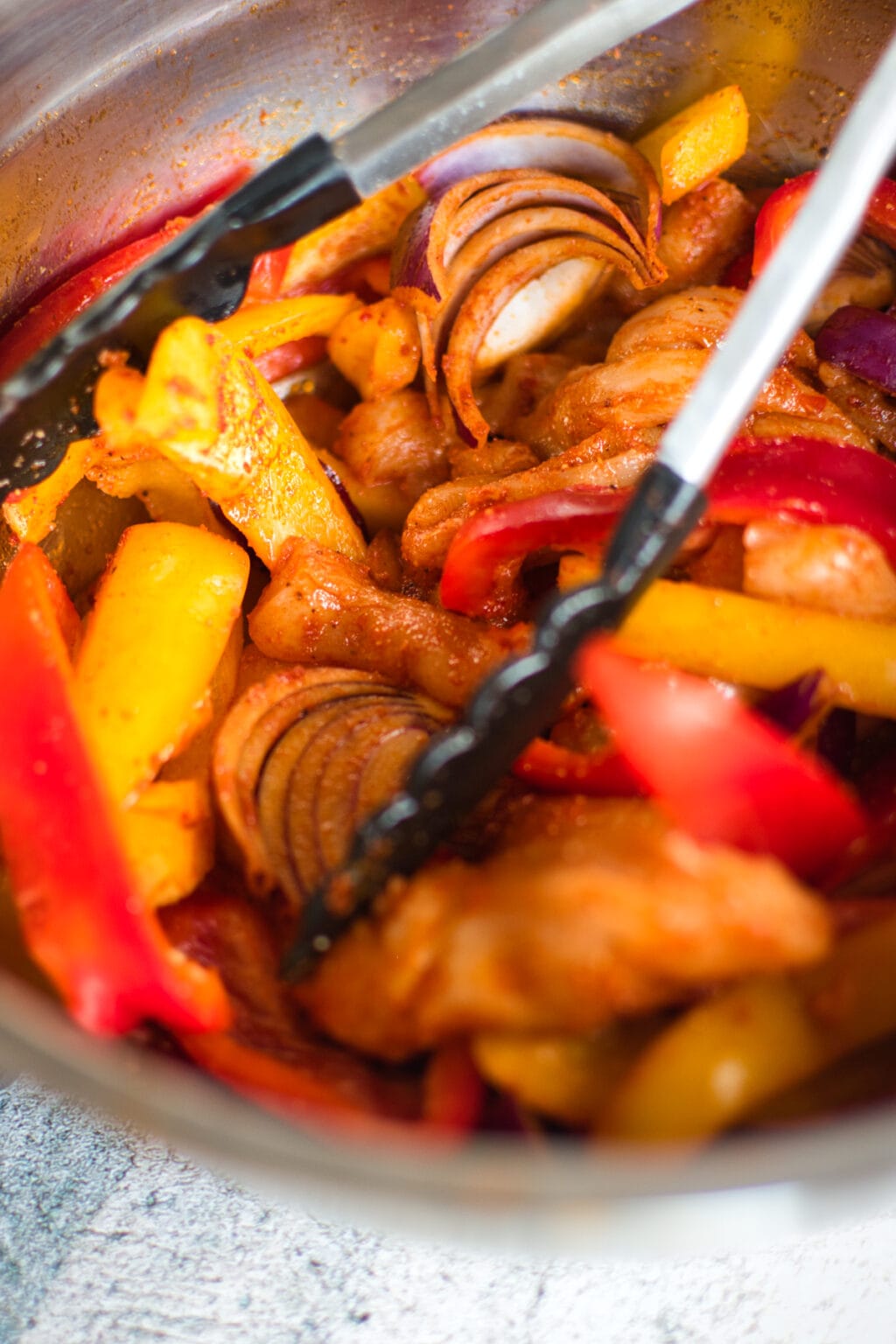 Bowl mit Hähnchen: Chicken Fajita aus dem Airfryer « Hauptsache-Lecker