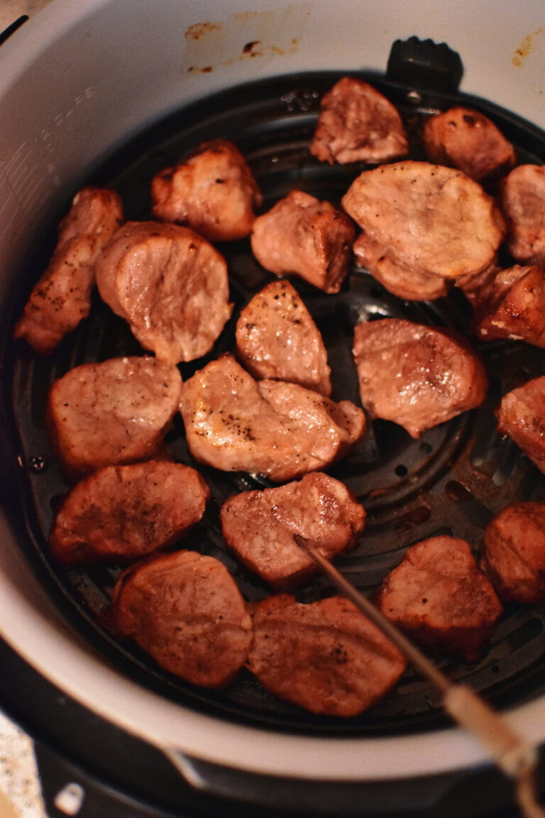 Schweinefilet in der Heißluftfritteuse - mit Sherry-Sahne-Sauce ...