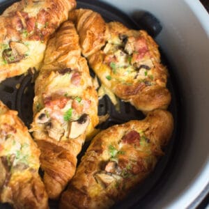 Gefüllte Croissants aus der Heißluftfritteuse