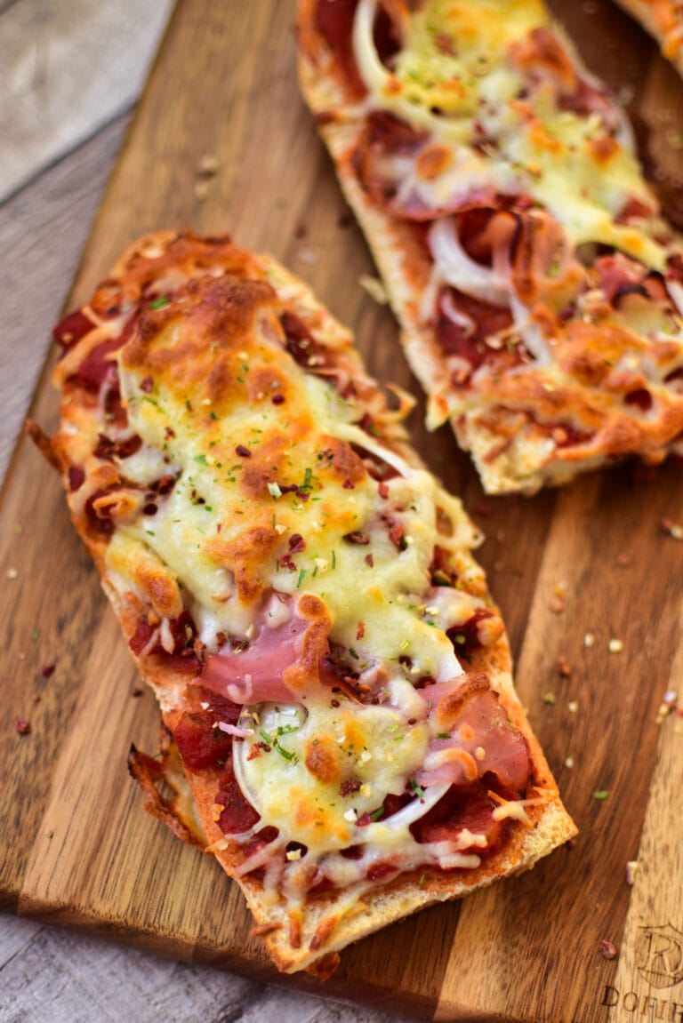 Pizza Baguette - schnell und einfach selber machen