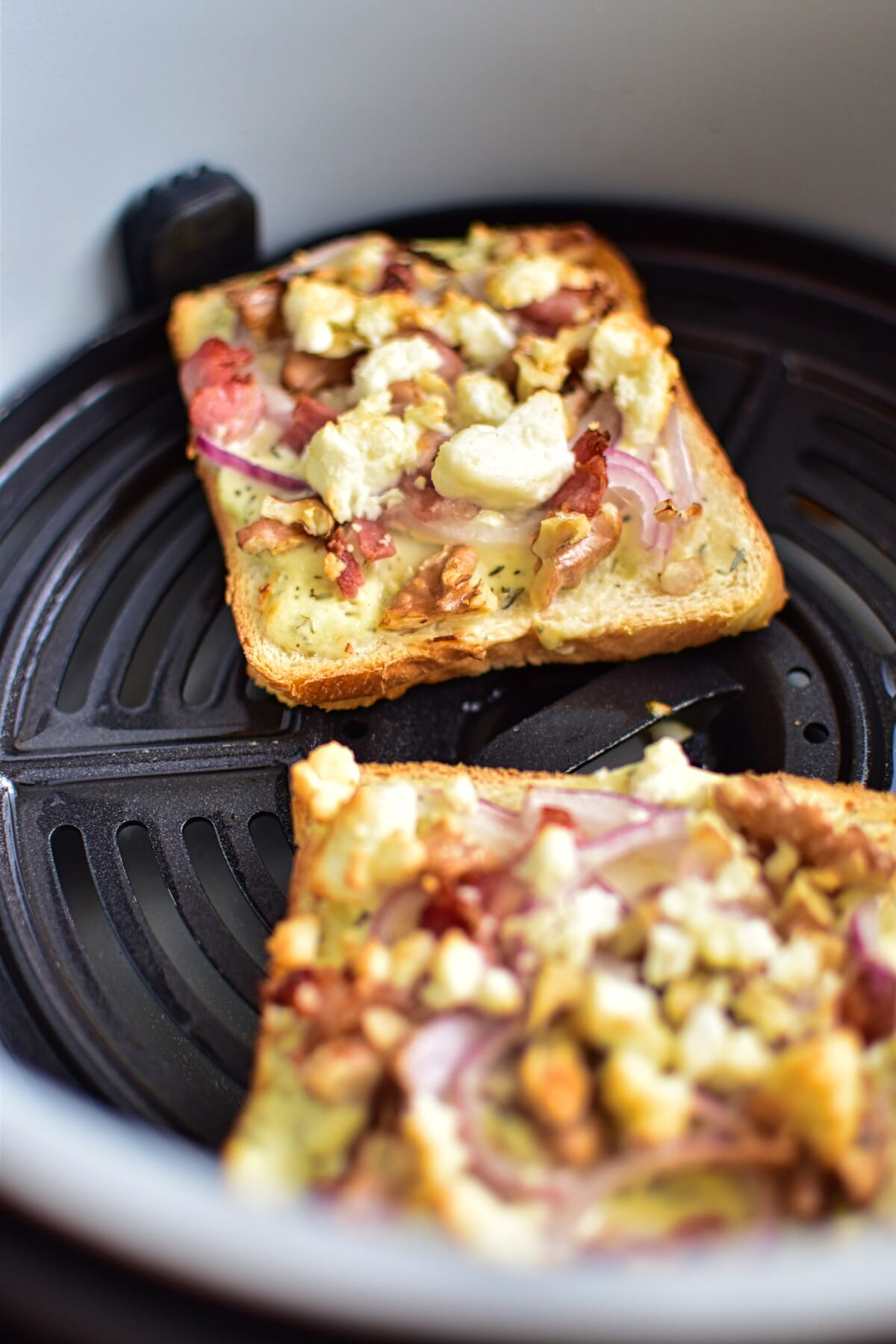 Flammkuchen Toast aus dem Airfryer « Hauptsache-Lecker