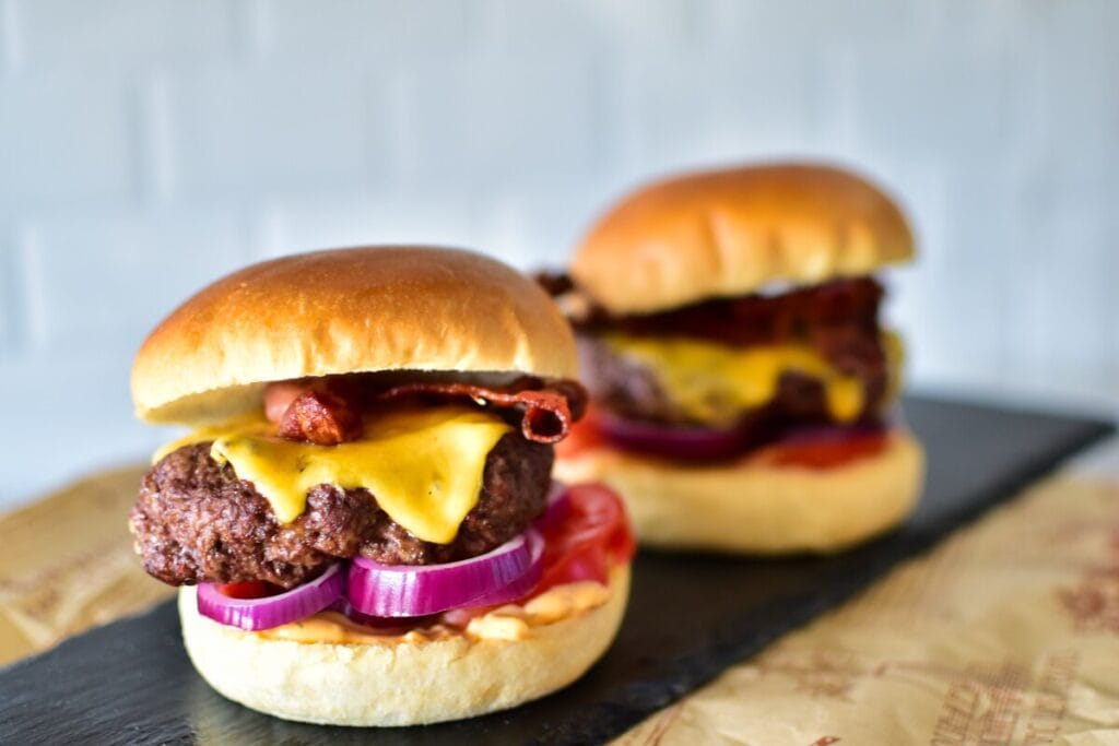 Burger Patties In Heißluftfritteuse