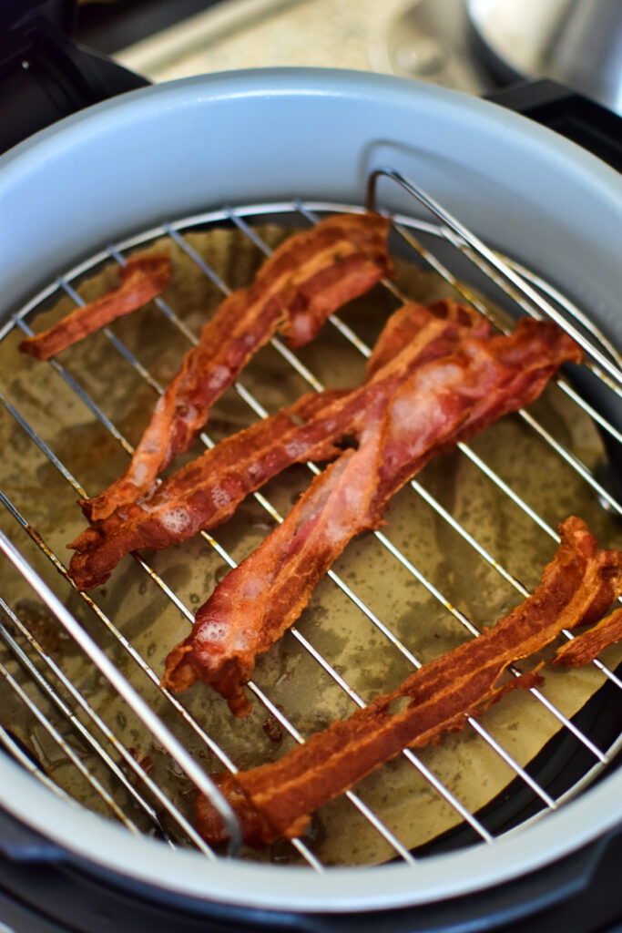 Bacon in der Heißluftfritteuse