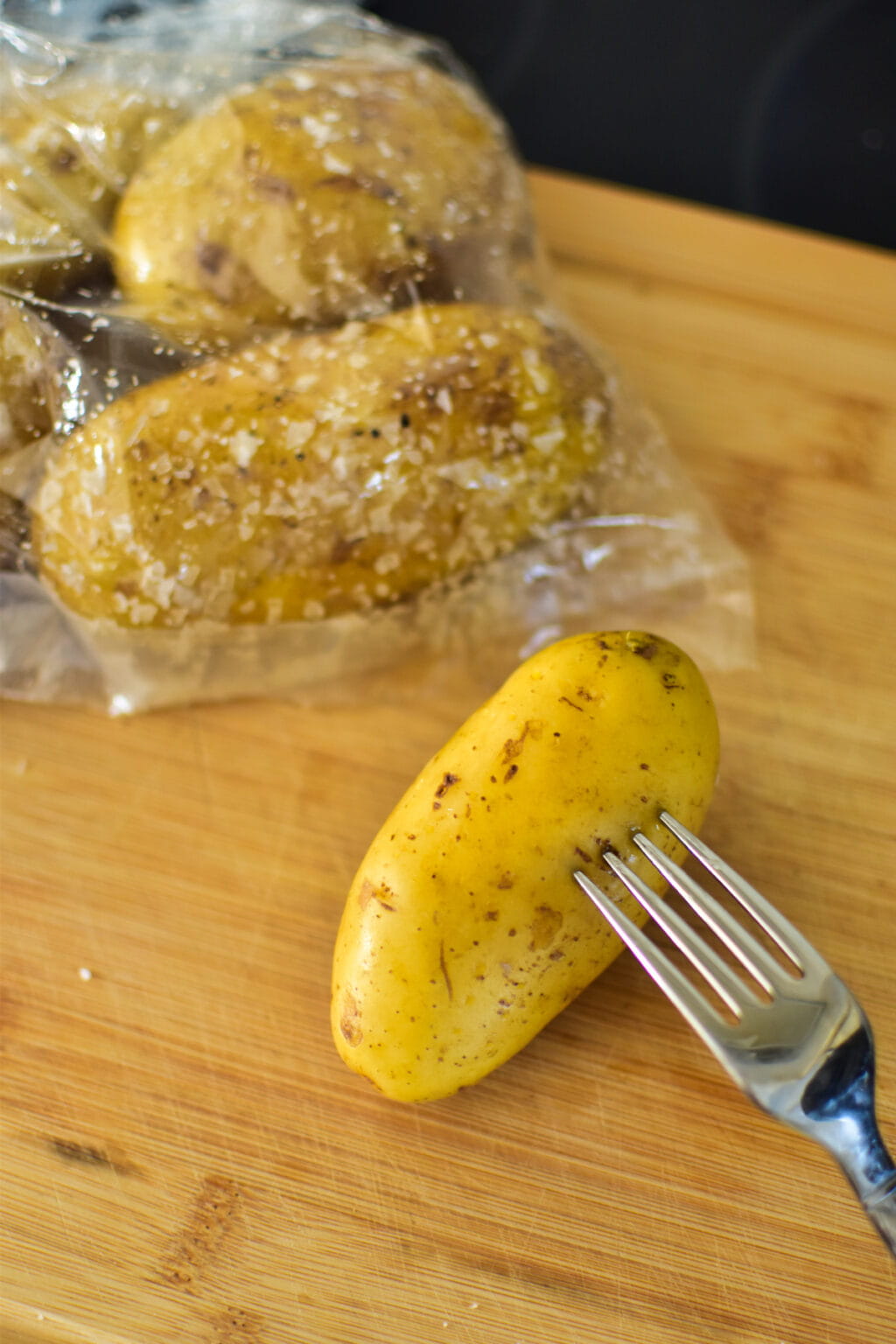 Überbackene Kartoffeln aus der Heißluftfritteuse