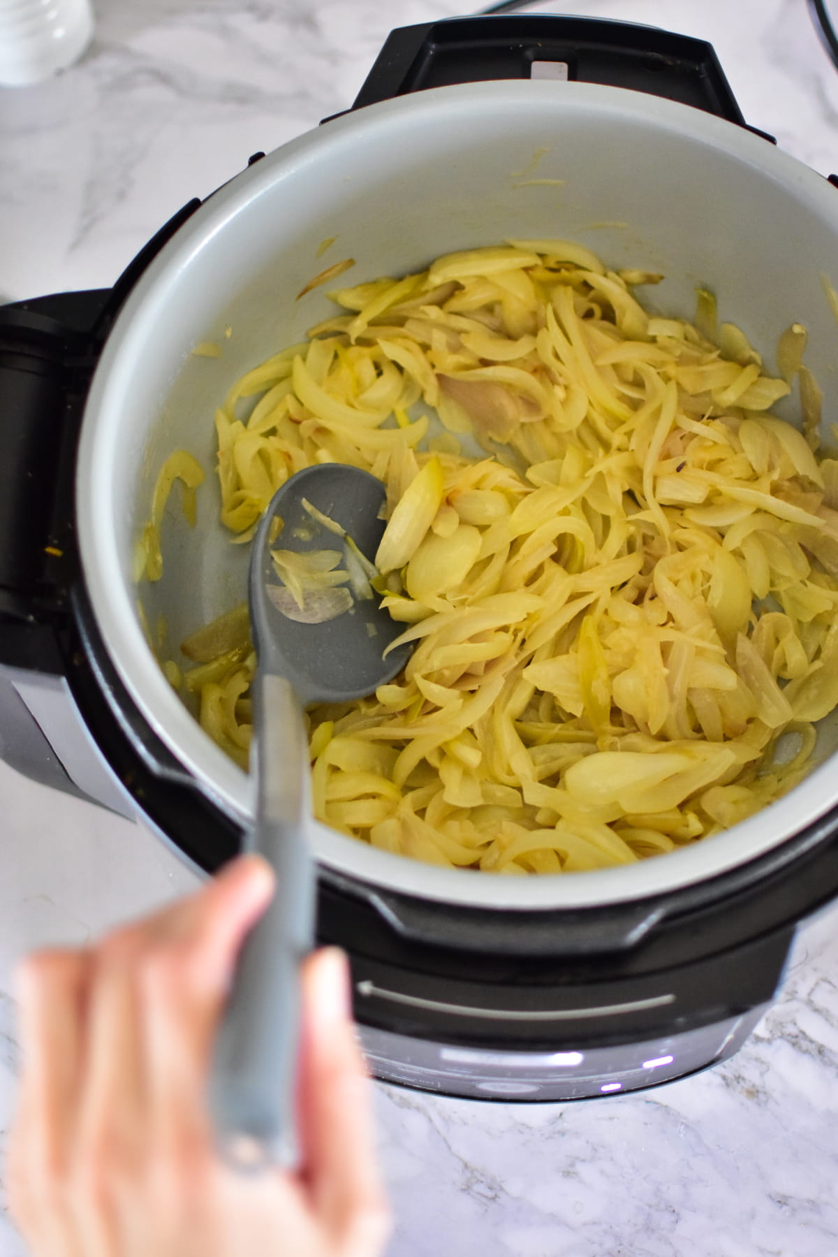 Französische Zwiebelsuppe im Slow Cooker « Hauptsache-Lecker