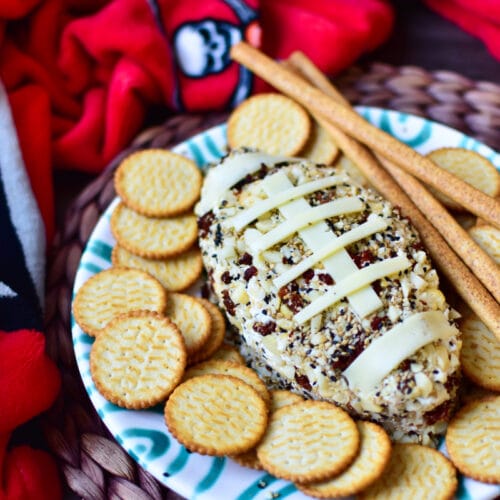 Rezept für Football Käseball zur nächsten Party
