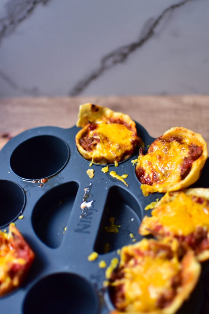 Taco Cups im Airfryer sind das Highlight unter den party Rezepten für den Airfryer.