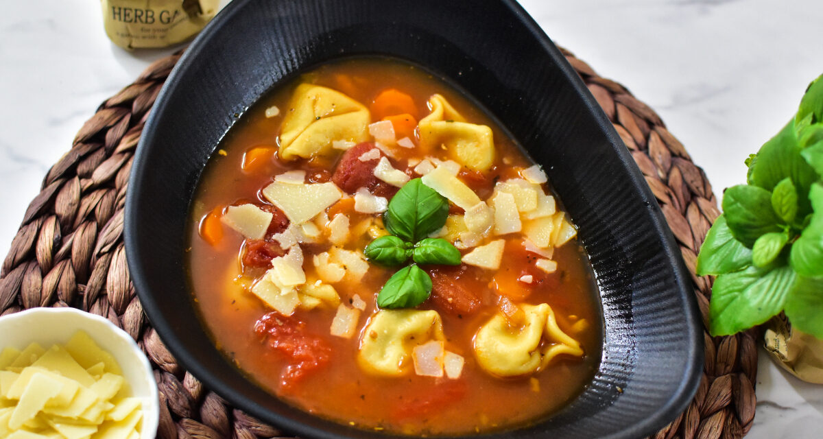 Ninja Foodi Tortellini Suppe {schnell und einfach}
