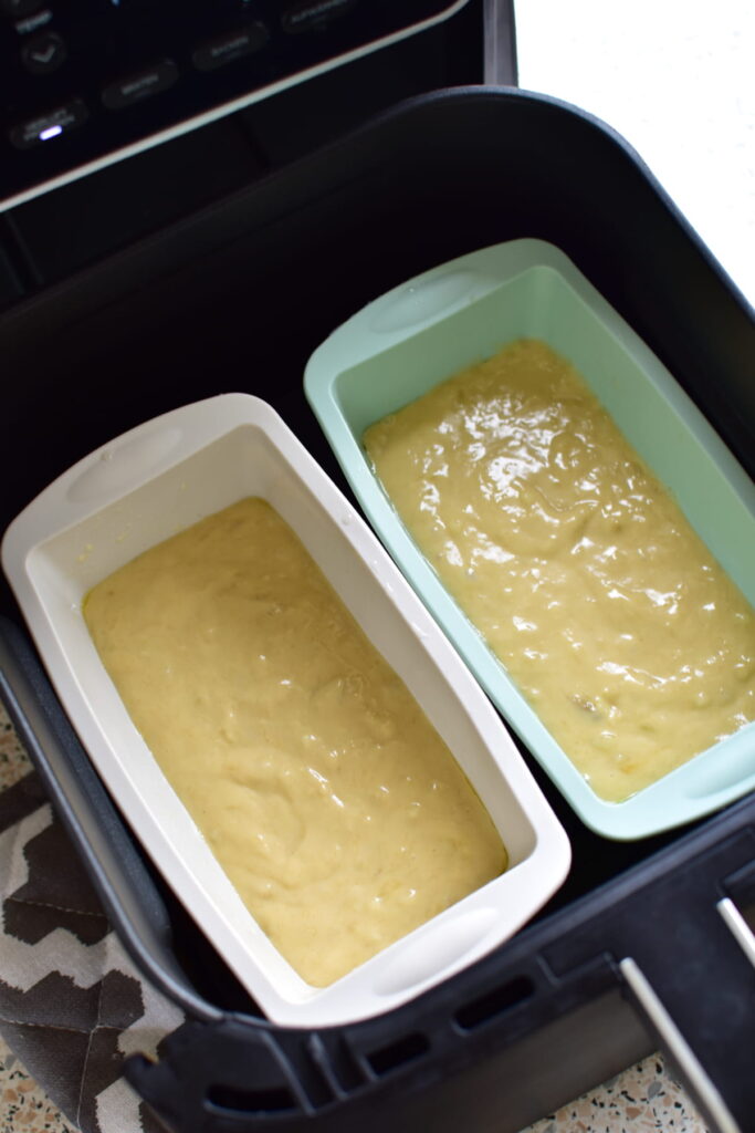 Backen im Airfryer: Kleine Bananenbrote