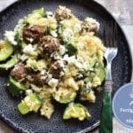 Zucchini-Hackfleisch-Pfanne mit Reis und Feta
