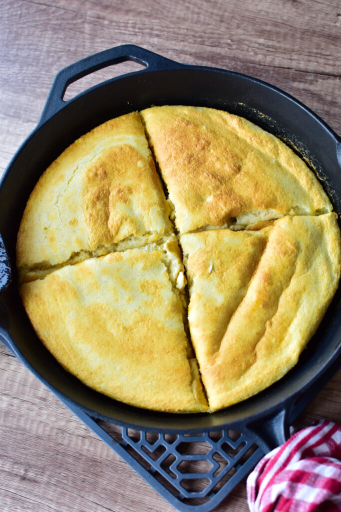 Zwetschgenschmarrn in der Gusseisenpfanne - So wird er besonders lecker