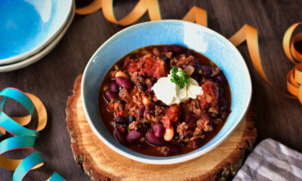 Chili con Carne Partyrezept: Einfach, würzig und mit Kaffee