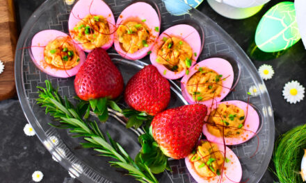 Gefüllte Eier einfaches Rezept – Pinker Hingucker fürs Buffet