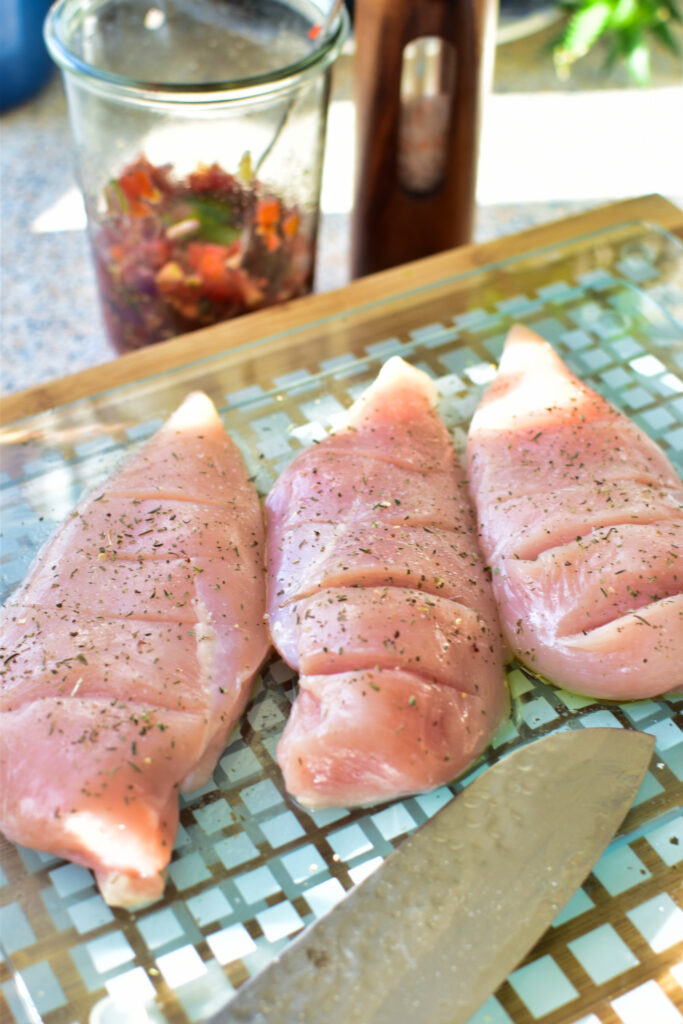 Hähnchenbrustfilets gewürzt vor dem Airfryer