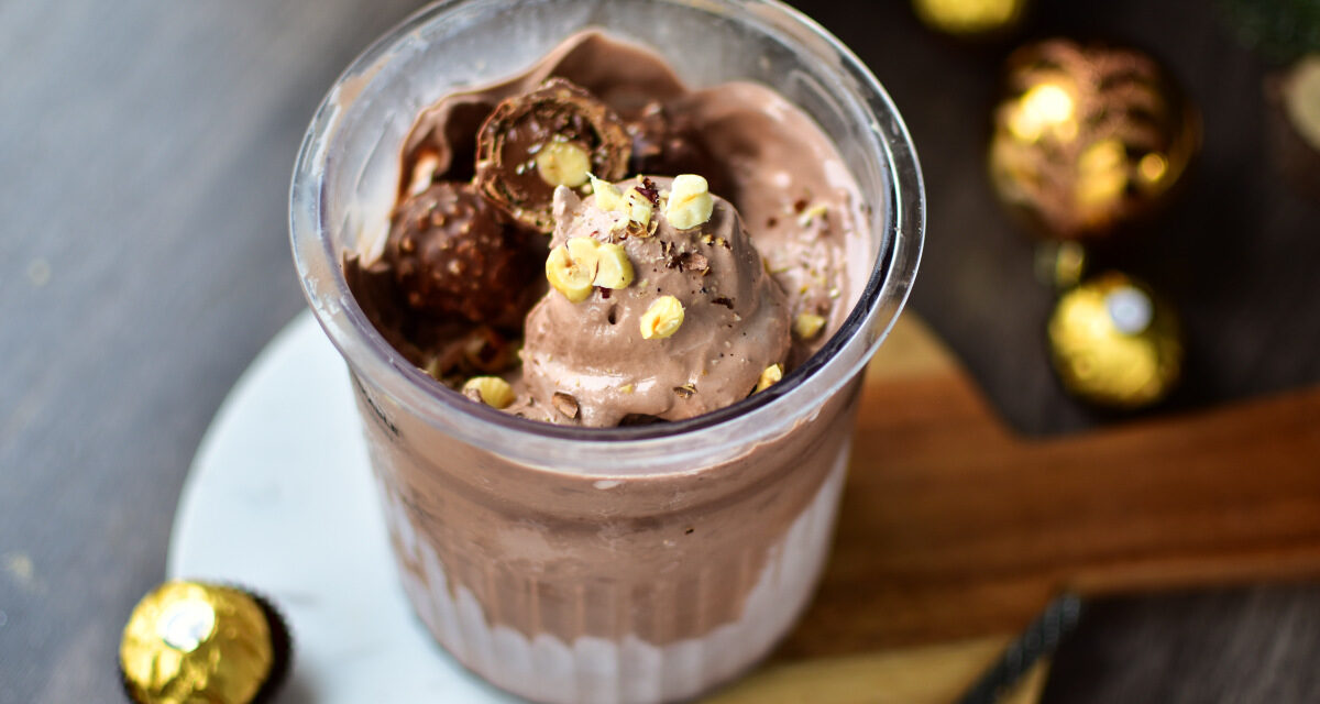 Rocher Eis im Ninja Creami * – das cremigste Schoko-Haselnuss-Eis