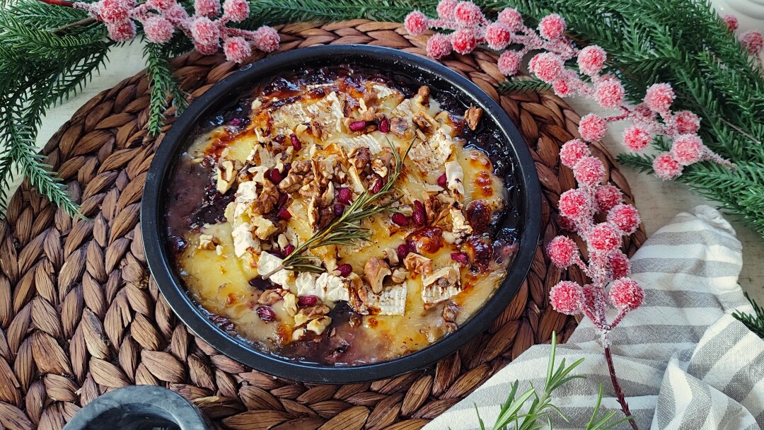 Camembert im Airfryer – cremig mit Preiselbeeren & Walnüssen